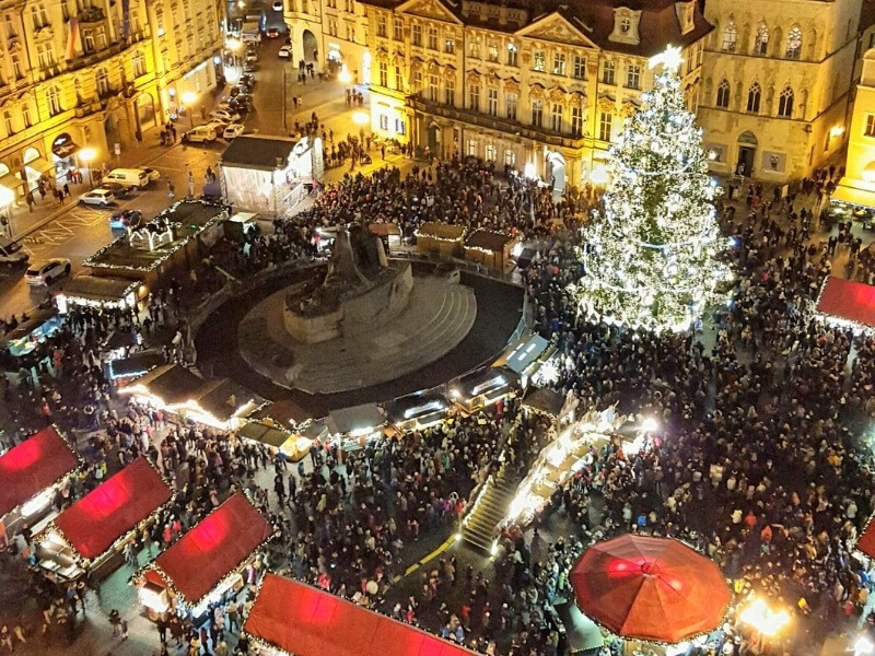 Vánoční trh v Praze.