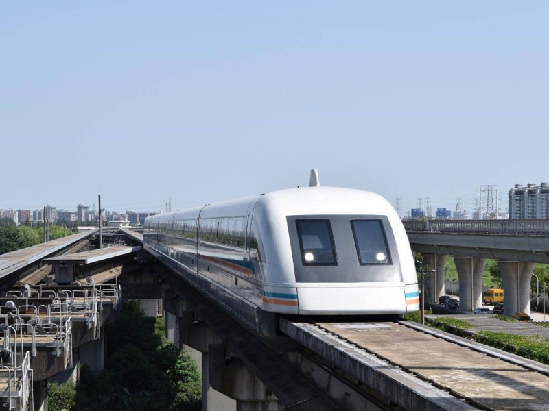 Nejrychlejší vlak na světě Shanghai Maglev.