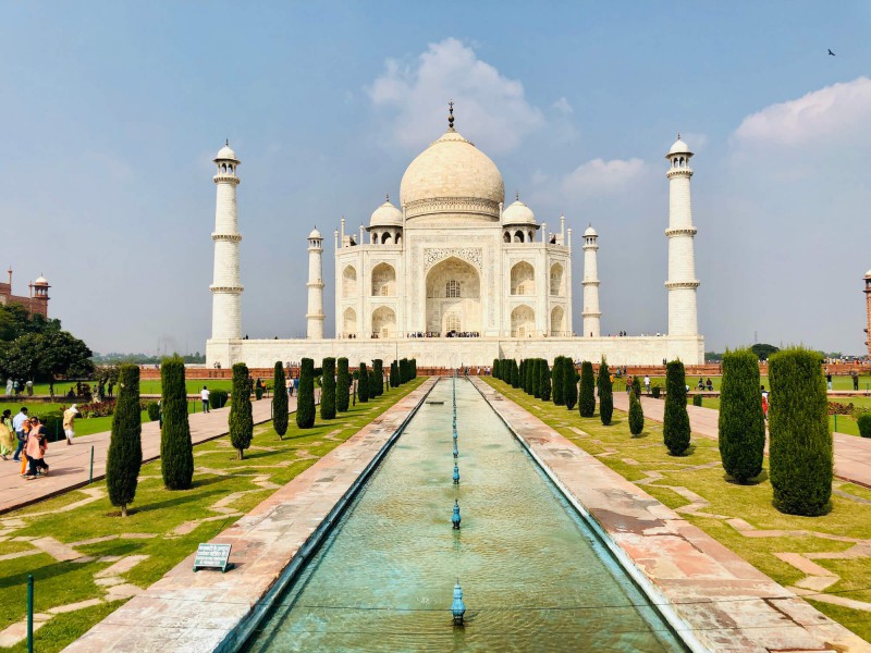 Mauzoleum Taj Mahal v Indii.