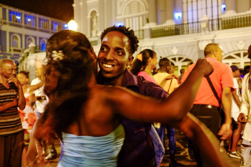 Tancující Kubánci v Havaně.