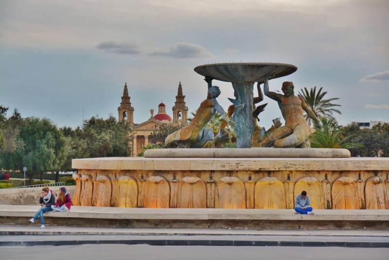 Tritonova fontána ve Vallettě.
