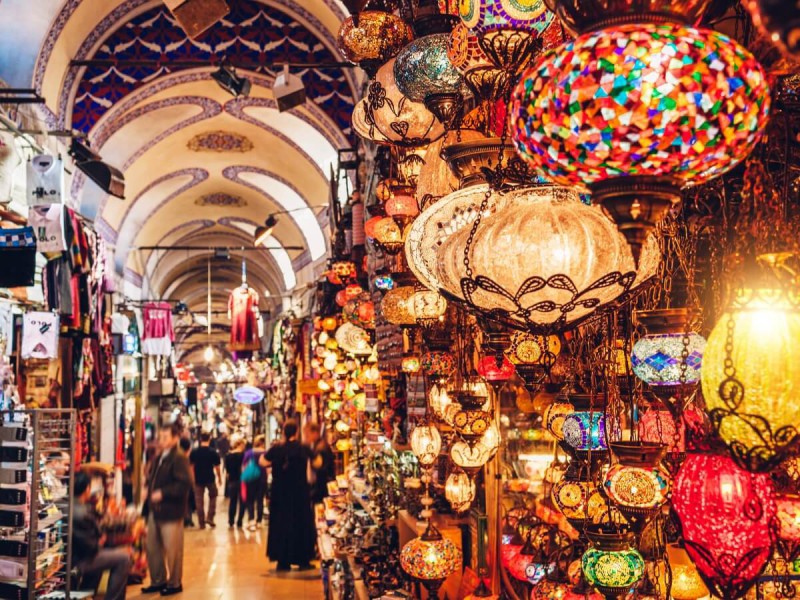 Tržiště Velký bazar v Istanbulu.