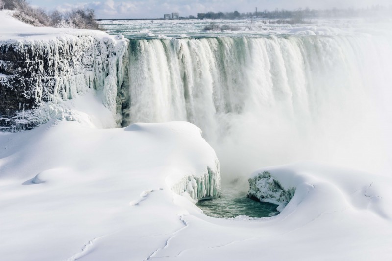 Zamrzající Niagarské vodopády