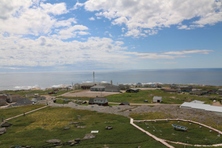 Po plavbě dorazíme do ospalého městečka s příjemnou atmosférou – Blanc Sablon.