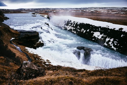 Pohled na zlatý vodopád Gullfoss