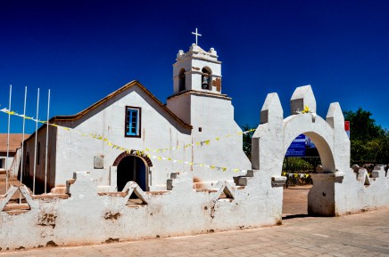 Kostelík v bolívijském městečku