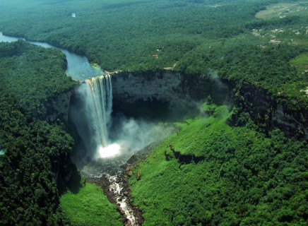 Kaieteur falls, nejvyšší single-drop vodopád na světě