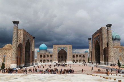 Náměstí Registán je poseté krásnými stavbami