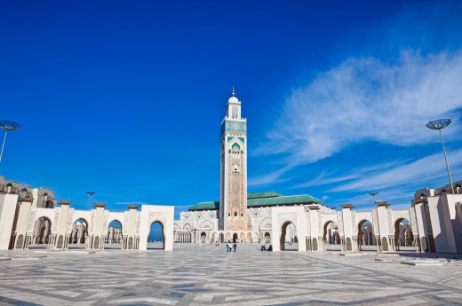 Projdete si náměstí před mešitou v Casablance