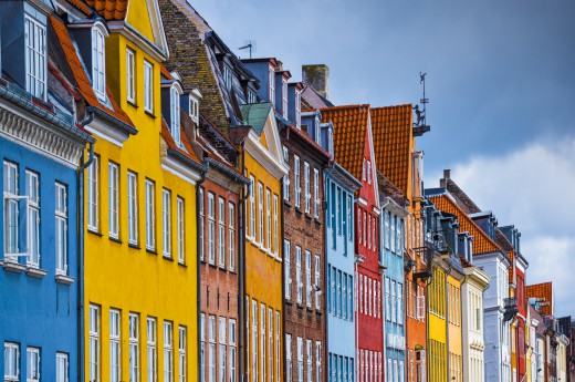 Barevné domky jsou typické pro Kodaň - vítejte