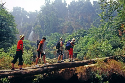 Trek džunglí do tradičních vesniček