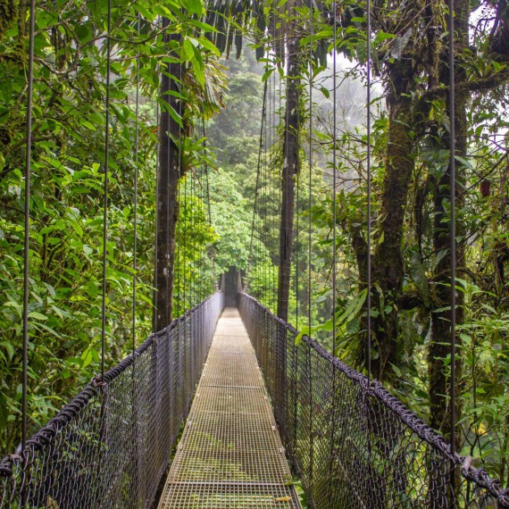 Národní park Arenal je plný adrenalinových aktivit  