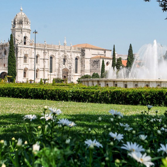 Klášter hieronymitů v Lisabonu. Zde se Vasco de Gama modlil za svoji cestu do Indie