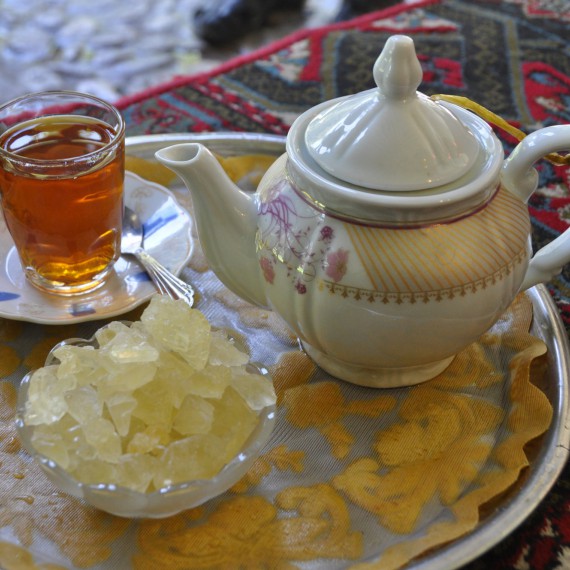 Posezení nad sladkým perským čajem 