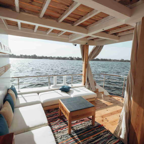 Možná vyzkoušíte i jacuzzi na lodi nebo si zaplavete v bájném Nilu.