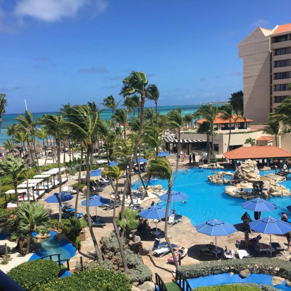 Můžete si připlatit doplatkový hotel Barceló Aruba