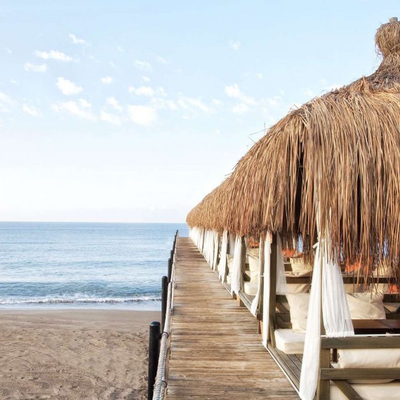 Privátní pláž, teplé moře a luxusní prostředí 