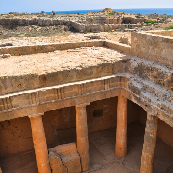 Unikátní královské hrobky v Paphosu 