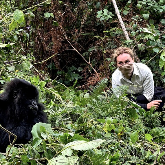 SEN u goril ve Rwandě