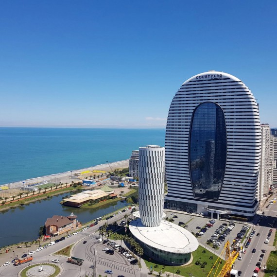 Batumi se za poslední roky změnilo na moderní, dynamické a přímořské město