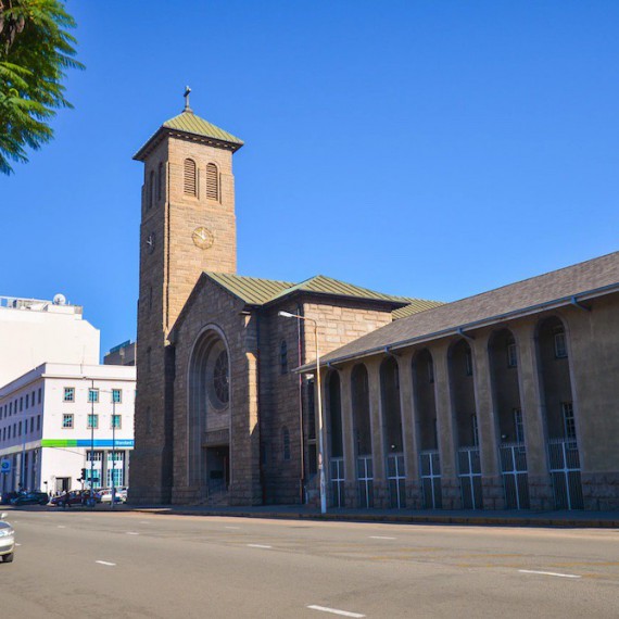 Hlavní katedrála na náměstí Africké jednoty, Harare 