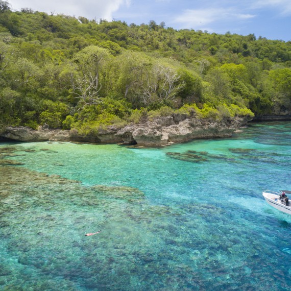 Šnorchlování na nejbezpečnější pláži ostrova s fantastickým podmořským světem