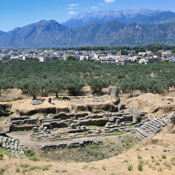 Byzantské kláštery v Mystře se probojovali až na seznam UNESCO, na této cestě se podíváme na 10 míst z prestižního seznamu
