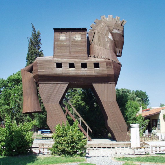 Existoval opravdu Trojský kůň? Přímo v Troji u jeho makety si povíme více a zorientujeme se v příbězích Homéra.