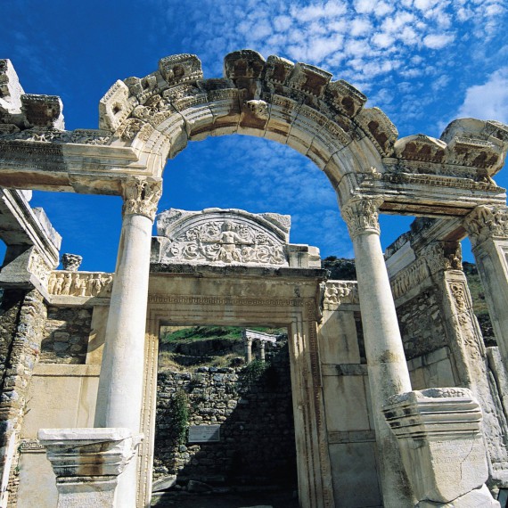 Efez je se svými památkami jedním z taháků naší cesty a věřte, že si ho důkladně užijeme