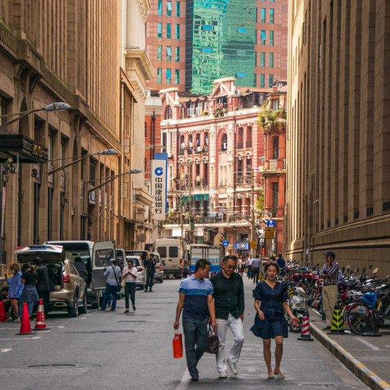 Když odbočíte z hlavních ulic objevíte plně jiný Šanghaj.