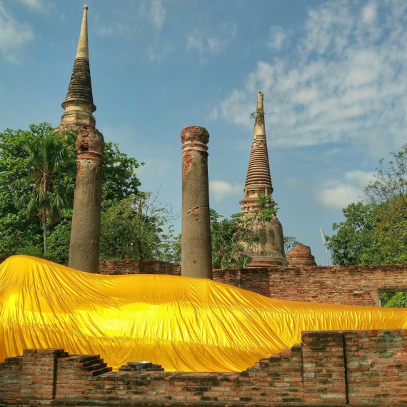 Socha budhy v Ayutthaye.
