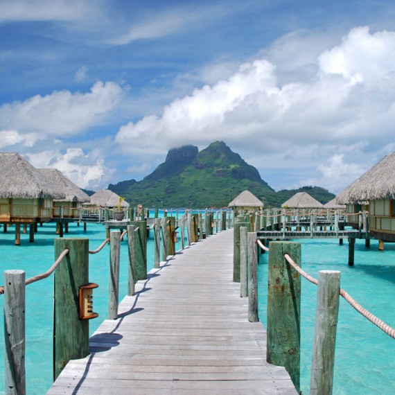 Bílý písek, průzračná laguna a 