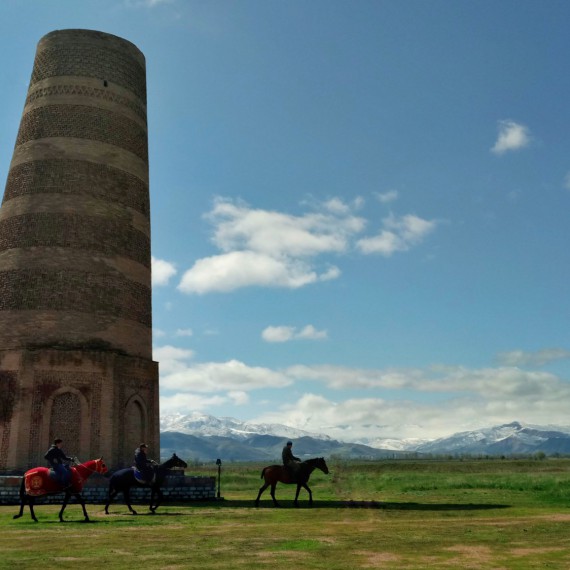 Minaret Burana se stal kyrgyzským symbolem Hedvábné cesty