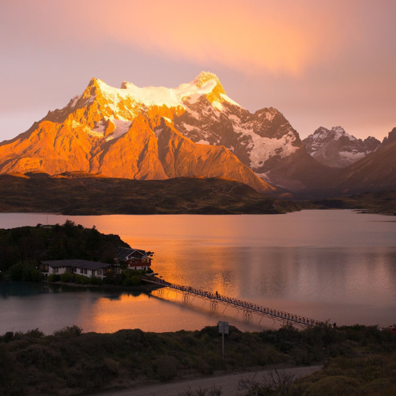 Ráno v Patagonii dokáže přivítat naše SEN klienty i takovým divadlem.
