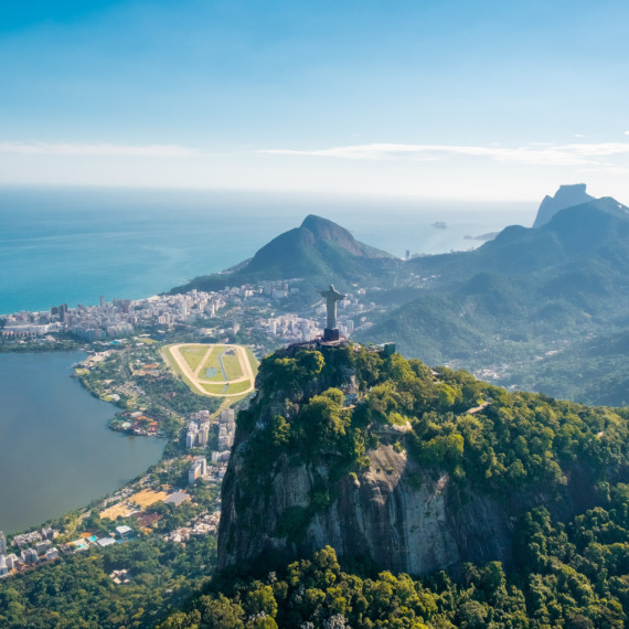 Pohledy na Rio ze vzduchu jsou vskutku božské.