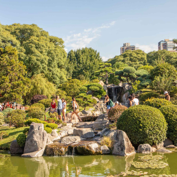 Rybník v parku Rosedal, nebo navštívíte Japonskou zahradu, největší na světě mimo území Japonska?