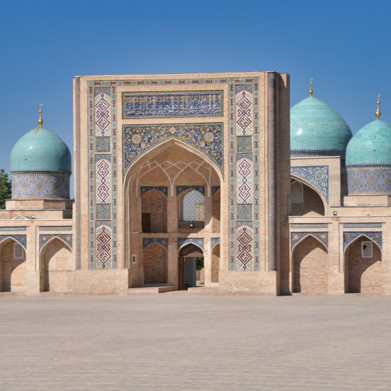 Historický areál Chošt Imom s medresou Barakchon je nejhistoričtějším místemTaškentu.