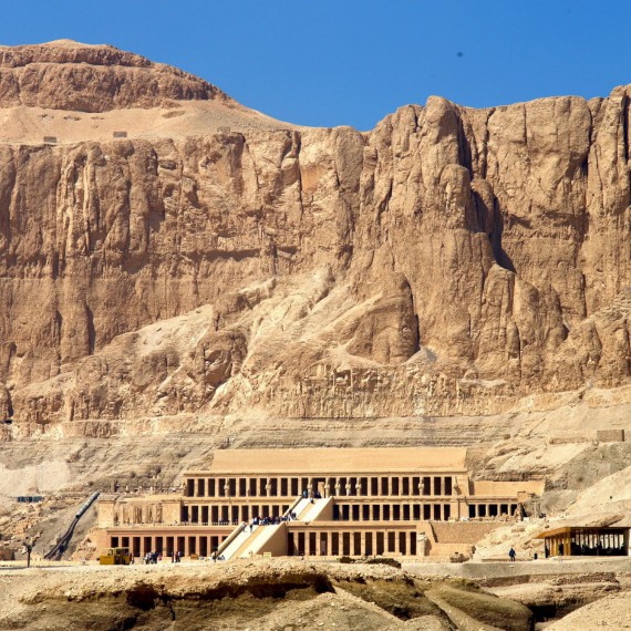 Zádušní chrám královny Hatšepsut