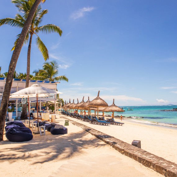 Bílý písek, azurové moře, Mauricius 