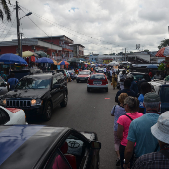 Je to ovšem příjemné, živelné město.Tradiční trh nabízí různé zajímavosti, které byste u nás marně hledali.