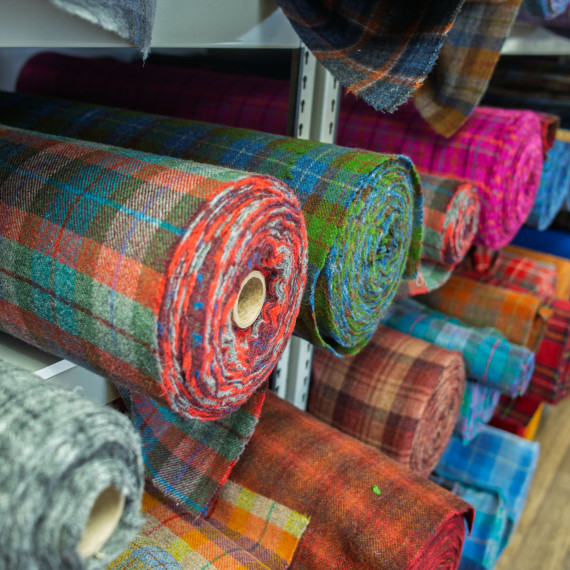 Harris Tweed je jediná látka na světě chráněná zákonem.