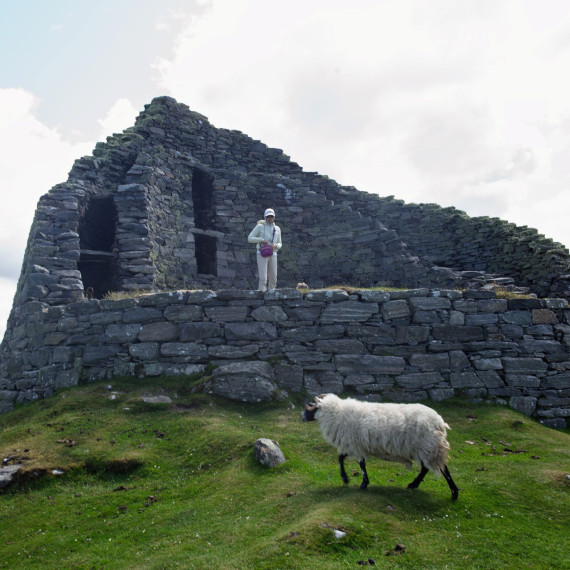 Zde si uvědomíme, že Římané si na Venkovní Hebridy netroufli, Vikingové však ano.