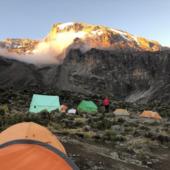 Svítá a my jdeme na snídani