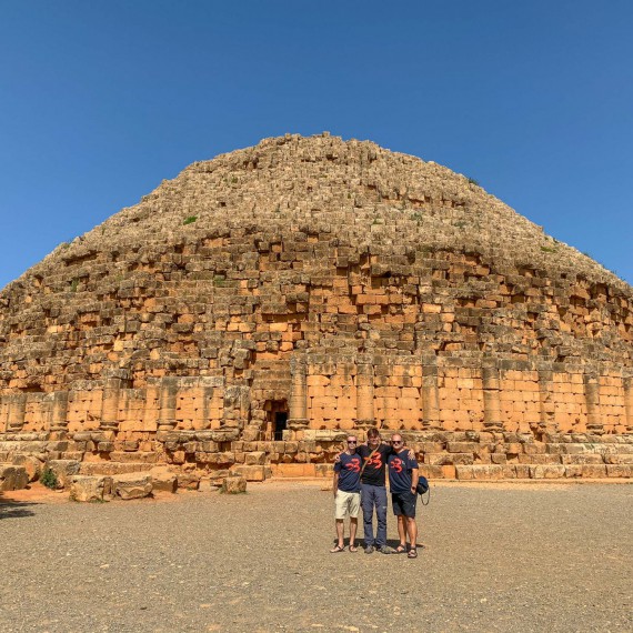 V tomto mauzoleu je pohřben mauretánský král Džuba II a jeho žena Selena. 