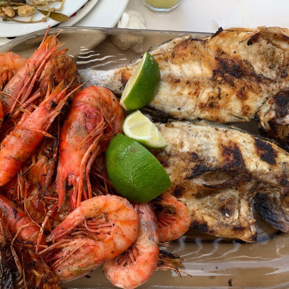 Ochutnáme skvělé jídlo. 