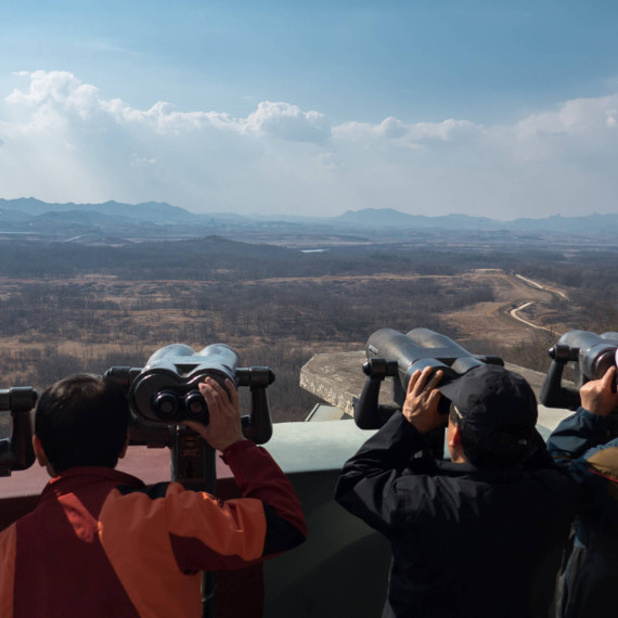 Výhled z Jižní do Severní Koreje.