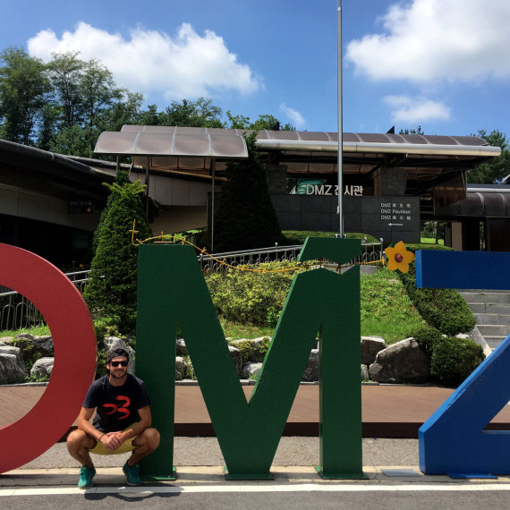 Demilitarizovaná zóna na 38. rovnoběžce, je hranicí mezi Severní a Jižní Koreou.