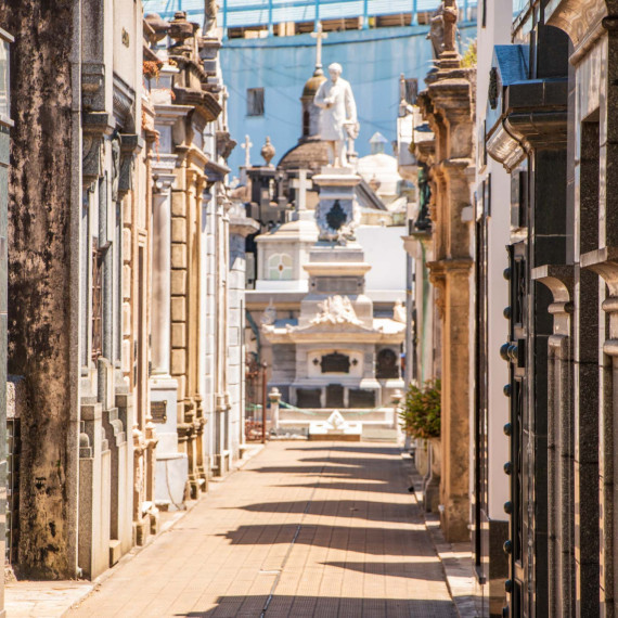 Hřbitov nebo město? Viděli jste už někde něco takového?