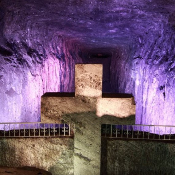 Katedrála ze soli hluboko pod zemí