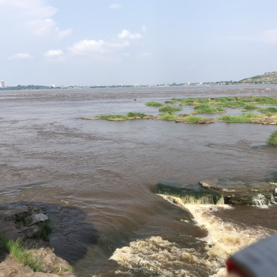 Kvůli těmto peřejím je řeka v podstatě nesjízdná.